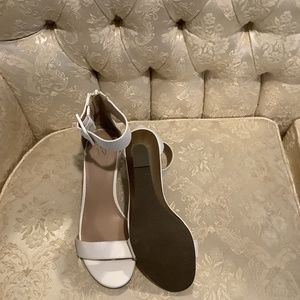 New White Women's New York and Company Wedge Sandals Size 8